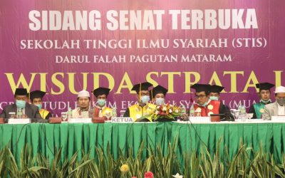 Sekolah Tinggi Ilmu Syariah Darul Falah Mataram Gelar Wisuda Perdana